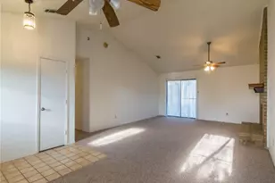 2121 Country Oaks Dr, Garland, TX 75040 - Photo 6