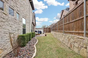 7205 E Nirvana Cir, North Richland Hills, TX 76182 - Photo 26