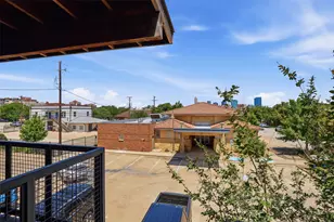 928 Lipscomb St, Fort Worth, TX 76104 - Photo 14