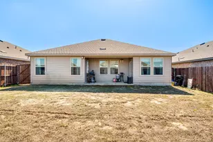 841 Glover Dr, Aubrey, TX 76227 - Photo 20