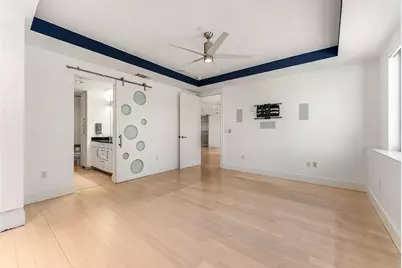 1505 Elm Street #1003, Dallas, TX 75201 - Photo 18