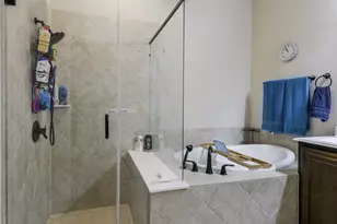 118 Gateway Dr, Alvarado, TX 76009 - Photo 14