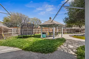 7402 Silver Lake Dr, Rowlett, TX 75089 - Photo 24