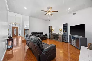 7402 Silver Lake Dr, Rowlett, TX 75089 - Photo 2