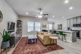 2012 Tawny Dr, Denton, TX 76205 - Photo 2