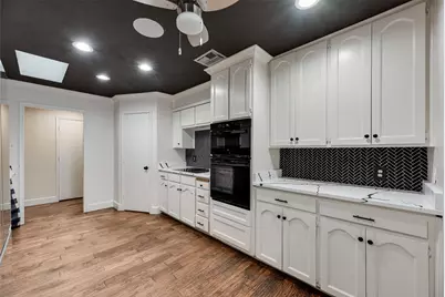 219 Indian Creek Drive, Trophy Club, TX 76262 - Photo 16