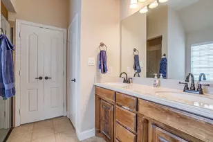 9815 Ravenswood Rd, Granbury, TX 76049 - Photo 22