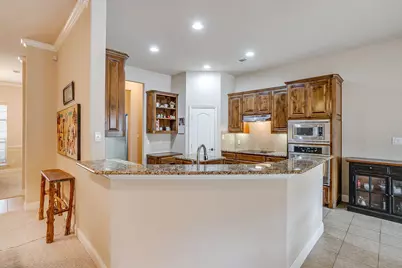 9815 Ravenswood Road, Granbury, TX 76049 - Photo 12