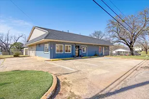 1201 W Nelson St, Denison, TX 75020 - Photo 1