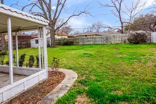 4317 Keeter Dr, North Richland Hills, TX 76180 - Photo 12