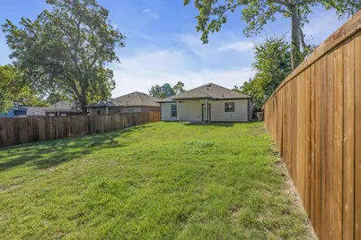 121 W Morton Street, Denison, TX 75021 - Photo 26