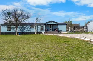 244 Smith Cir, Point, TX 75472 - Photo 2