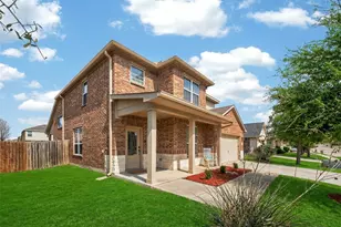 424 Winchester Dr, Celina, TX 75009 - Photo 2