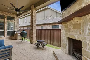 2115 N Hill Dr, Irving, TX 75038 - Photo 10