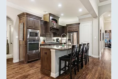 2115 N Hill Drive, Irving, TX 75038 - Photo 10