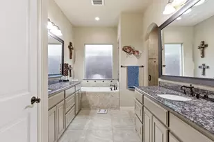 2115 N Hill Dr, Irving, TX 75038 - Photo 22