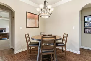 2115 N Hill Dr, Irving, TX 75038 - Photo 20