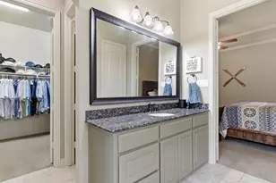 2115 N Hill Dr, Irving, TX 75038 - Photo 6