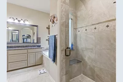 2115 N Hill Drive, Irving, TX 75038 - Photo 24