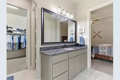 2115 N Hill Drive, Irving, TX 75038 - Photo 12