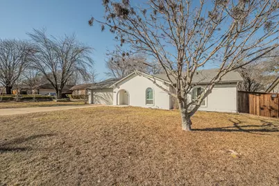 8417 Main Street, North Richland Hills, TX 76182 - Photo 2