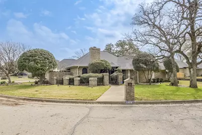 3719 Danbury Drive, Arlington, TX 76016 - Photo 1