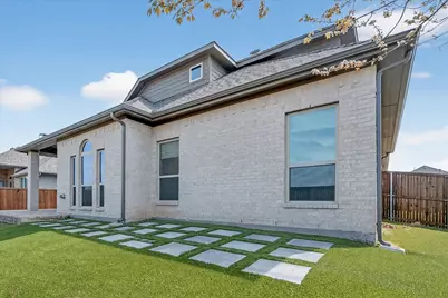 1919 Middleton Drive, Mansfield, TX 76063 - Photo 2