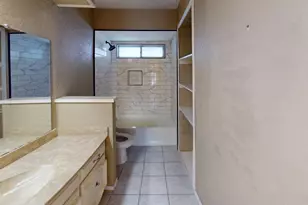 1000 Oxfordshire Dr, Carrollton, TX 75007 - Photo 14