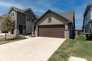 572 Ruthye Ln, Pilot Point, TX 76258 - Photo 4