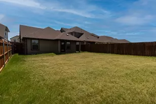 572 Ruthye Ln, Pilot Point, TX 76258 - Photo 32