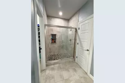 521 S Montgomery Street, Sherman, TX 75090 - Photo 16