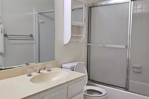 3102 Aspen Dr, Carrollton, TX 75007 - Photo 32