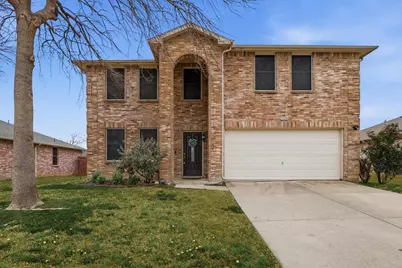 1528 Fieldstone Drive, Little Elm, TX 75068 - Photo 1