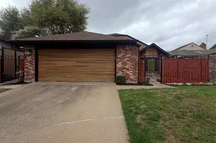 9615 Park Highlands Dr, Dallas, TX 75238 - Photo 1