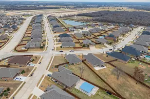 1601 Omaha Dr, Granbury, TX 76049 - Photo 10