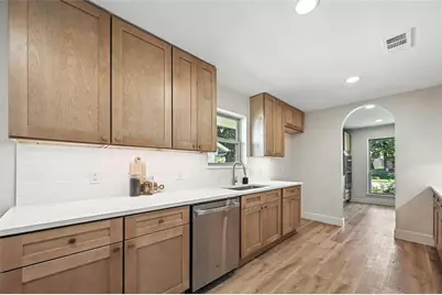 7620 La Risa Drive, Dallas, TX 75248 - Photo 10