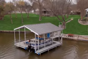 623 S Harbor Ct, Granbury, TX 76048 - Photo 4