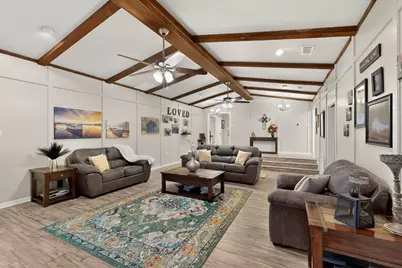 623 S Harbor Court, Granbury, TX 76048 - Photo 8