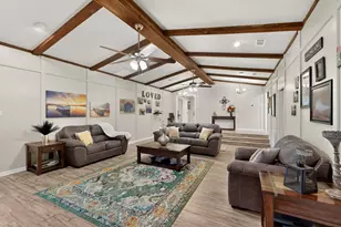 623 S Harbor Ct, Granbury, TX 76048 - Photo 8