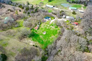 382 Co Rd 3102, Greenville, TX 75402 - Photo 34