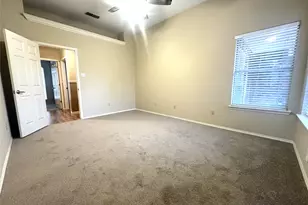 813 Irene St, Burleson, TX 76028 - Photo 18