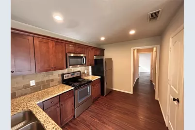 221 E Cooper Street, Palmer, TX 75152 - Photo 6