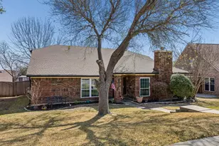 1624 Piedmont Pl, Carrollton, TX 75007 - Photo 2