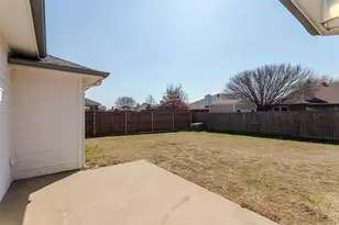1017 Caleb St, Burleson, TX 76028 - Photo 32