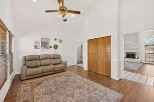 1110 Shady Oak Trail, Mansfield, TX 76063 - Photo 6