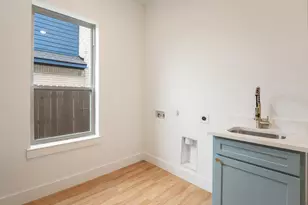 3041 Valentine St, Dallas, TX 75215 - Photo 22