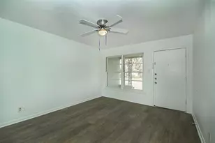 1925 Hilltop Dr, Garland, TX 75042 - Photo 8