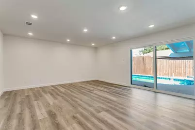 1535 Carnation Drive, Lewisville, TX 75067 - Photo 18