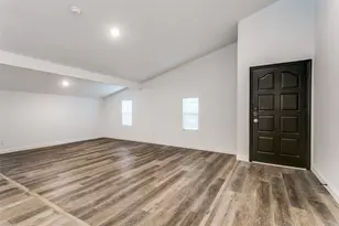 1535 Carnation Dr, Lewisville, TX 75067 - Photo 4