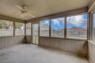 6911 Gold St, Greenville, TX 75402 - Photo 38